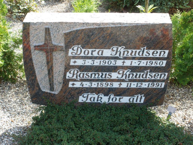 Dora  Knudsen .JPG